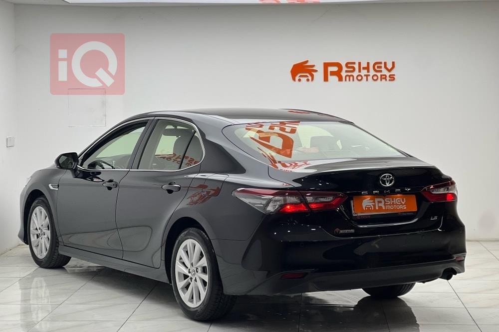 تۆیۆتا کامری